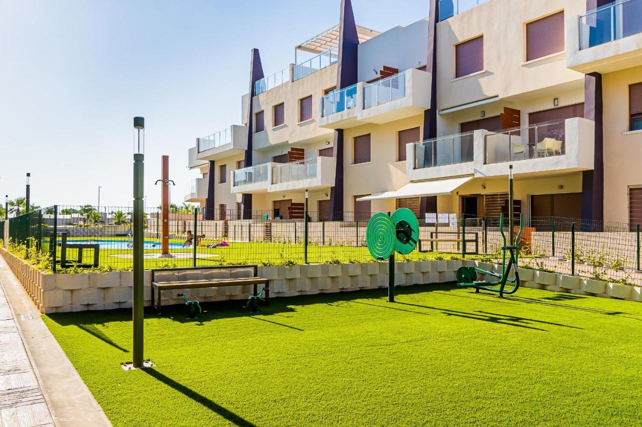 High Class 2 Bedroom Apartment With Underfloor Heating Torre de la Horadada Dış mekan fotoğraf
