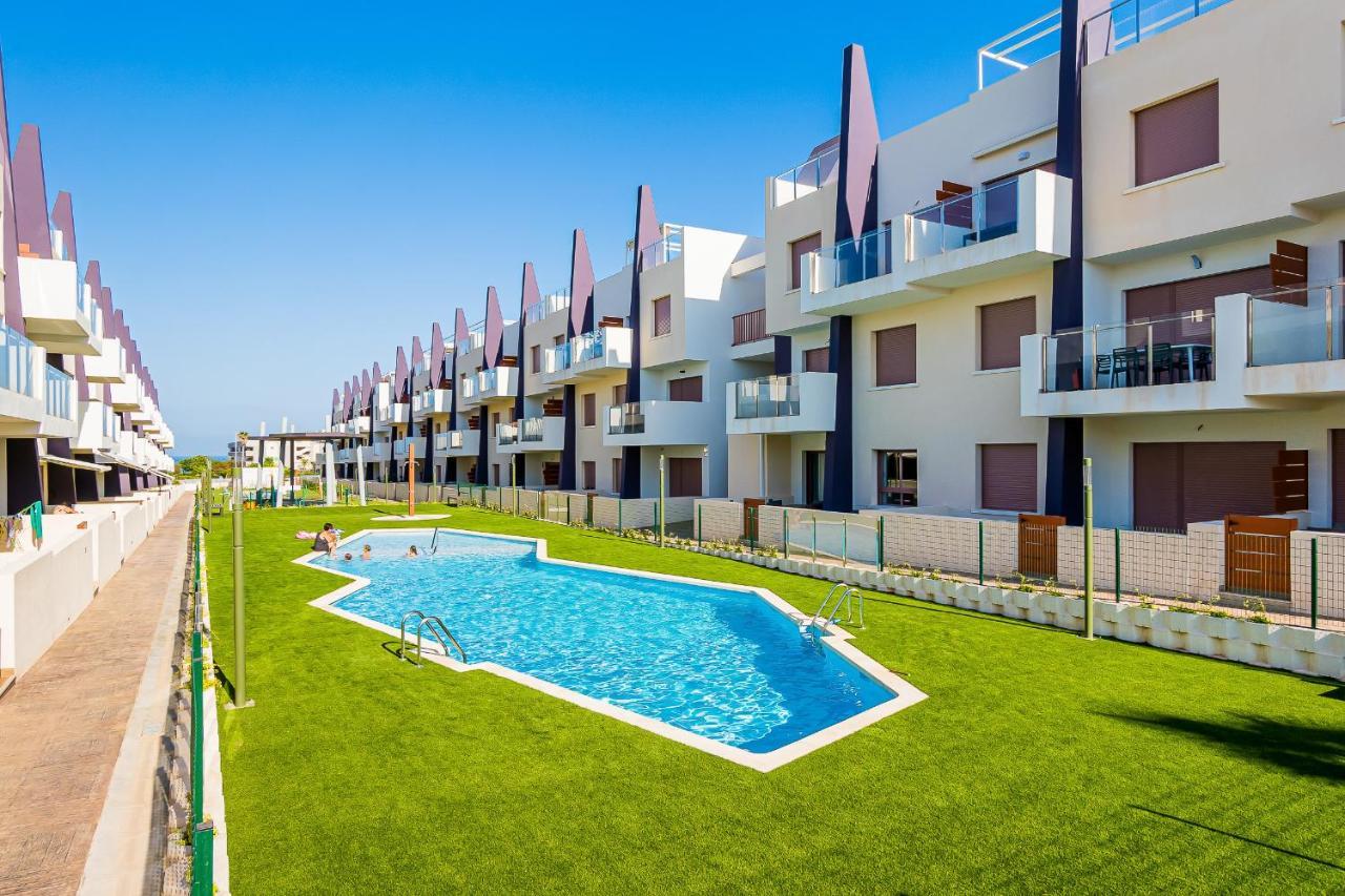 High Class 2 Bedroom Apartment With Underfloor Heating Torre de la Horadada Dış mekan fotoğraf